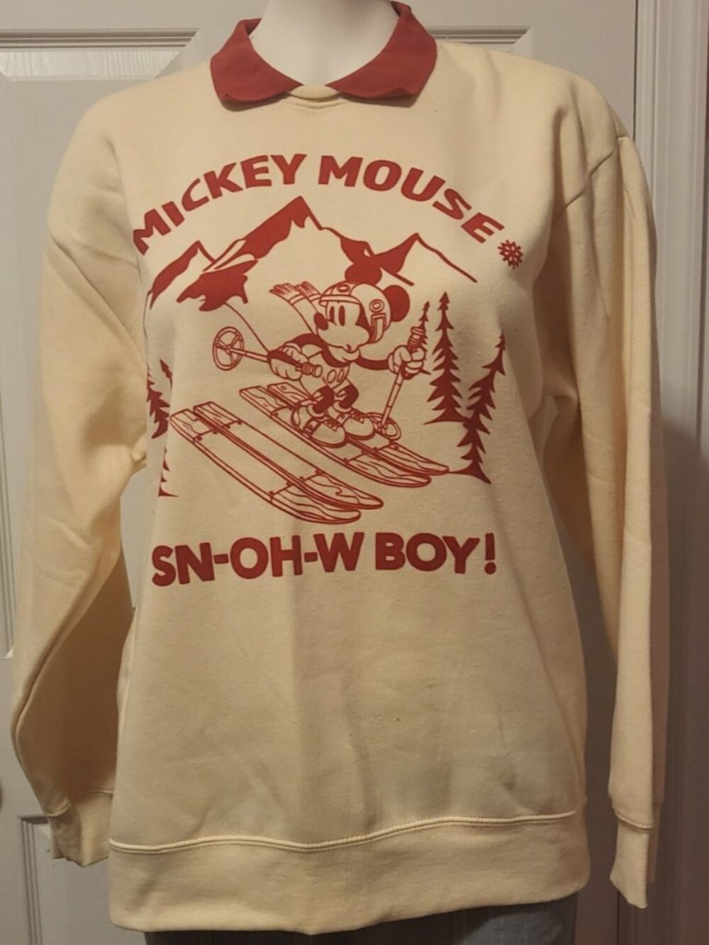 Disney Mickey Mouse Winter Sweatshirt Size Large Women's Collar Red & Cream NWT